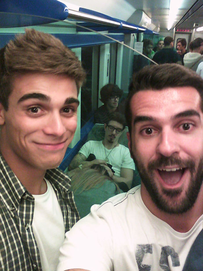 72 Epic Fails and Hilarious Selfies Gone Totally Wrong