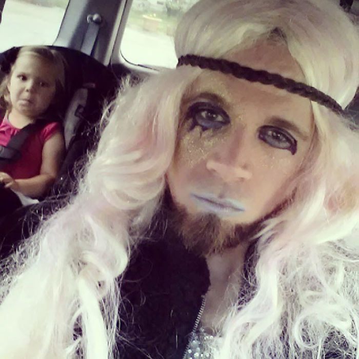 72 Epic Fails and Hilarious Selfies Gone Totally Wrong