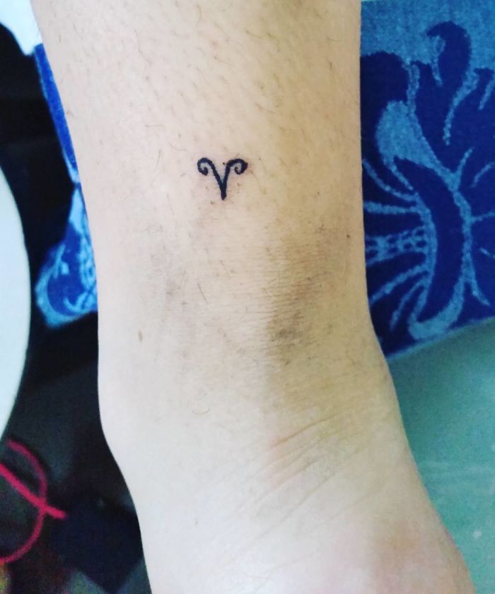This Brazilian Tattoo Artist Is Horrible At Drawing, But People Still Pay Her To Get Inked (41 Pics)