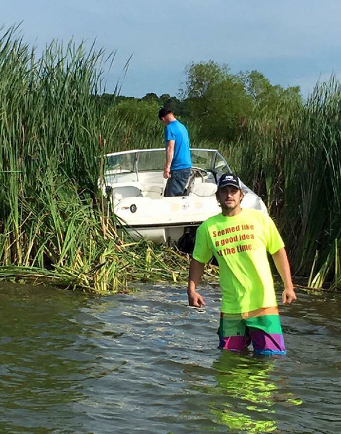 90 Hilarious Times People Wore The Right Shirts At The Right Time