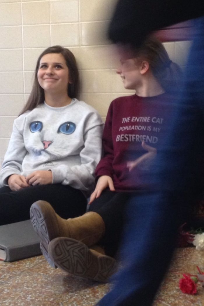 90 Hilarious Times People Wore The Right Shirts At The Right Time