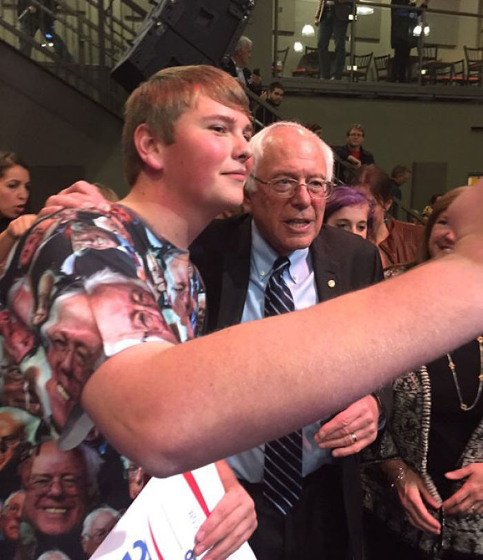 90 Hilarious Times People Wore The Right Shirts At The Right Time