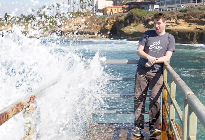 90 Hilarious Times People Wore The Right Shirts At The Right Time