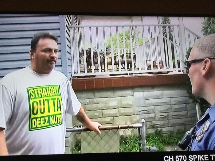 90 Hilarious Times People Wore The Right Shirts At The Right Time