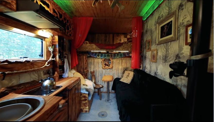 Retired Police Officer Follow His Dream Of Converting A Van In Lord Of The Rings