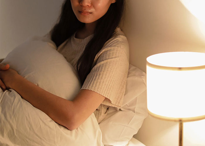 Woman Gets Disowned By Asian Parents For Refusing To Fund Younger Sister&#8217;s Lavish Lifestyle