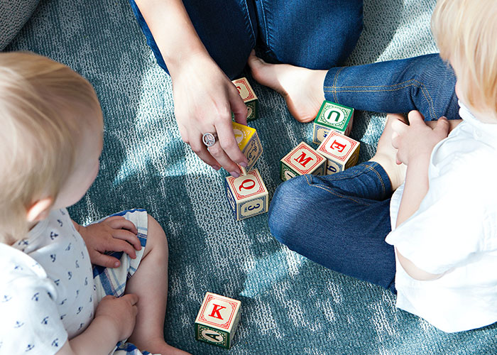 Woman Wants Childfree Sister To Babysit Her Kids, Asks Her To Stop Fostering Dogs