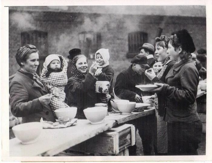40 Important Historical Photos That Might Change Your Perspective On Things