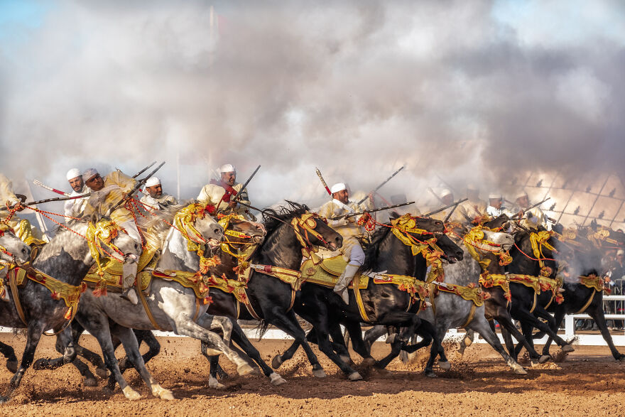 Here Are 40 Of The Most Striking Photographs, As Selected By All About Photo Magazine Awards 2023: “The Mind’s Eye”