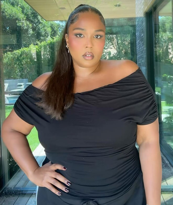 Lizzo Opens Up About Her Weight Loss Journey In Emotional Post After &ldquo;Overeating&rdquo;
