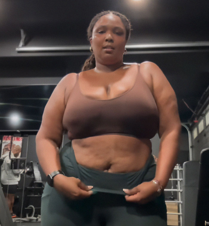 Lizzo Opens Up About Her Weight Loss Journey In Emotional Post After &ldquo;Overeating&rdquo;