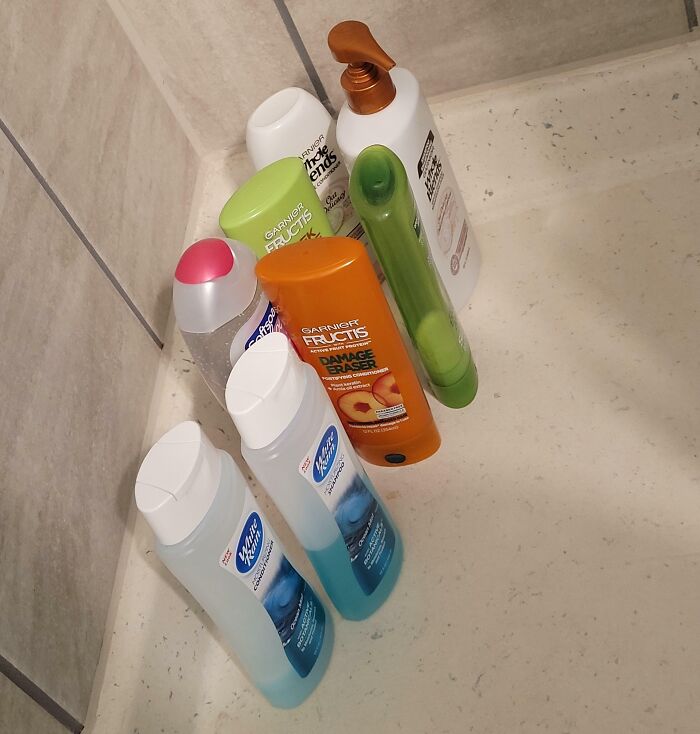 50 People Share Photos Of Their Truly Unhinged In-Laws (New Pics)