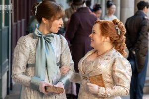 Claudia Jessie and Nicola Coughlan as Eloise Bridgerton and Penelope Featherington