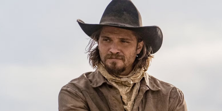Luke Grimes in Yellowstone
