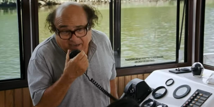It's Always Sunny in Philadelphia: Thunder Gun Express 2011)