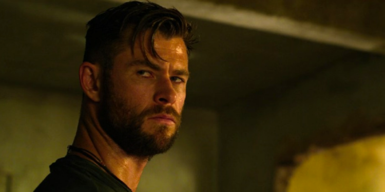Chris Hemsworth Screengrab 