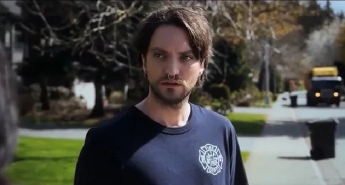 Richard Harmon as Eric in Bloodlines