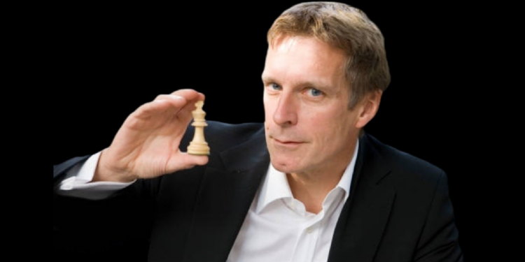 Ronan Bennett chess