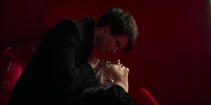 Tom Sturridge and Mason Alexander Park in The Sandman Season 1