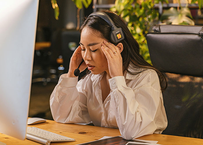 “Micromanagement”: 76 Signs That The Workplace You’ve Entered Isn’t Worth Staying In