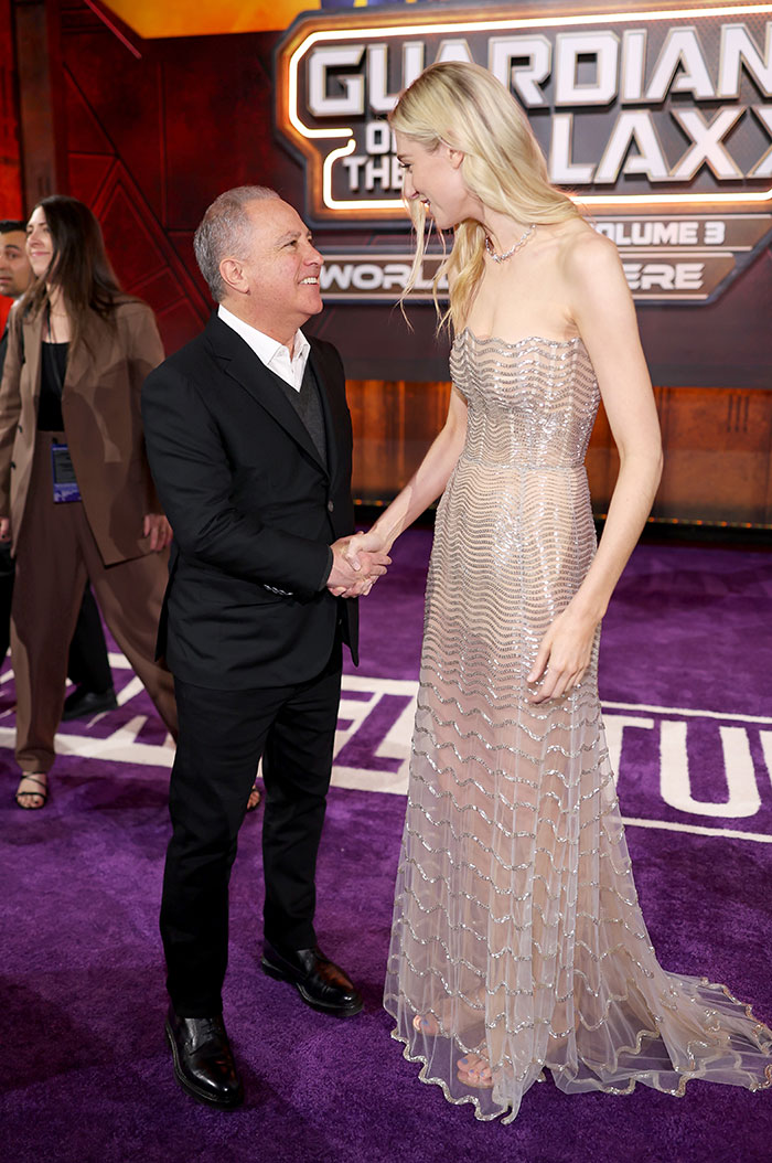 22 Celebs Who Are Way Taller Than You Thought