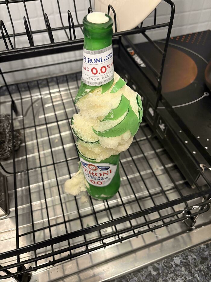 62 Times People Forgot Something And Ended Up In Funny Unfortunate Situations (New Pics)
