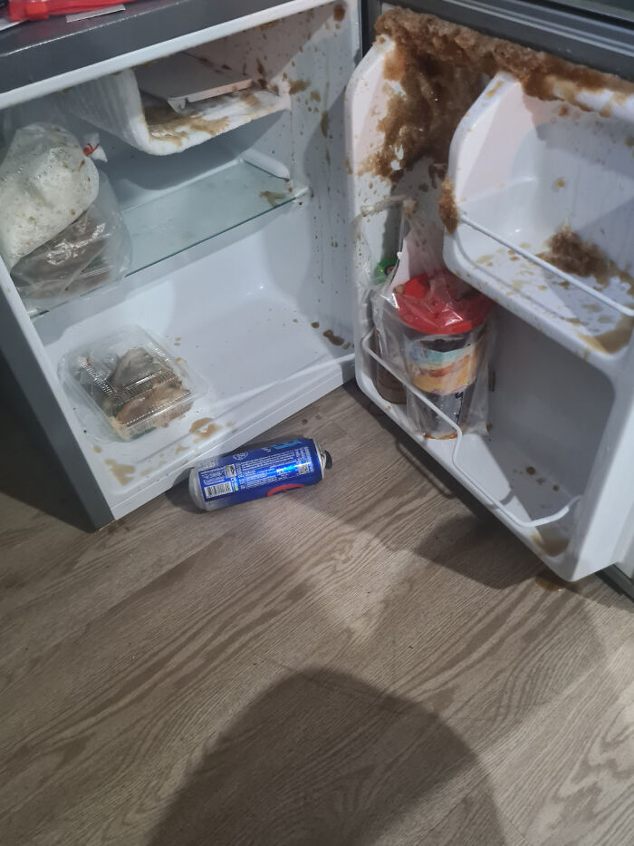 62 Times People Forgot Something And Ended Up In Funny Unfortunate Situations (New Pics)