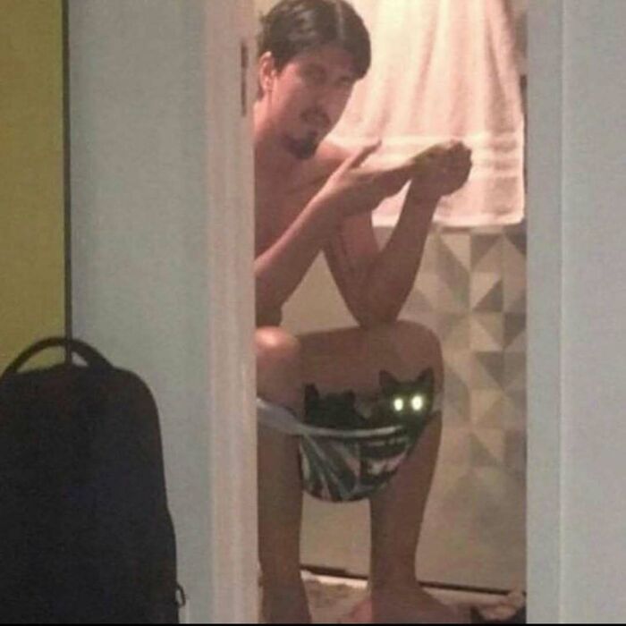 77 Cursed Images So Unhinged, You Might Wonder What Corner Of The Internet They Crawled Out From