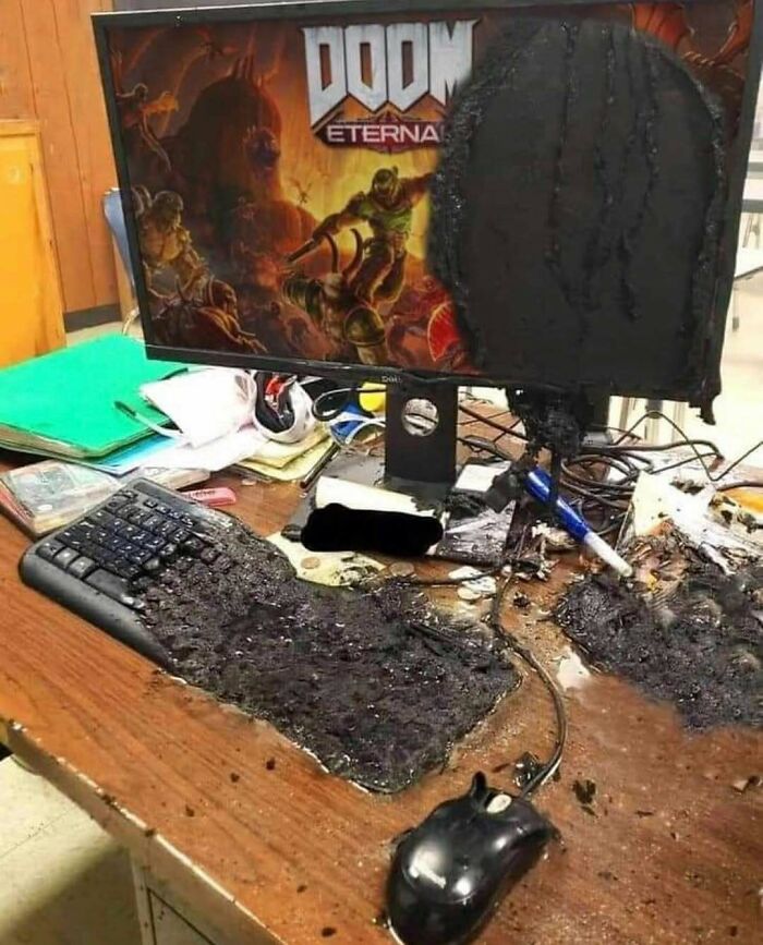 77 Cursed Images So Unhinged, You Might Wonder What Corner Of The Internet They Crawled Out From