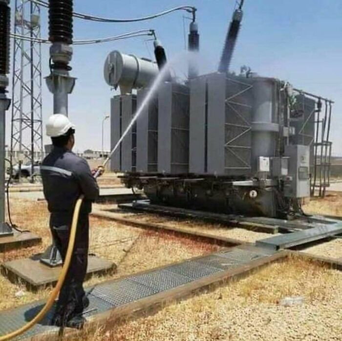 77 Cursed Images So Unhinged, You Might Wonder What Corner Of The Internet They Crawled Out From