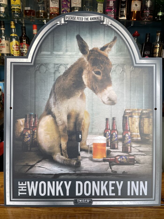 We Make Funny Pub Signs Featuring Random Animals (28 Pics) We Make Funny Pub Signs Featuring Random Animals (28 Pics)