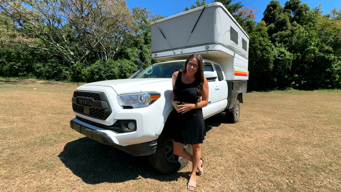 36YO Embraces Tiny Life, Living Comfortably In A Truck Full-Time On A Budget Of Just $1,305/Month