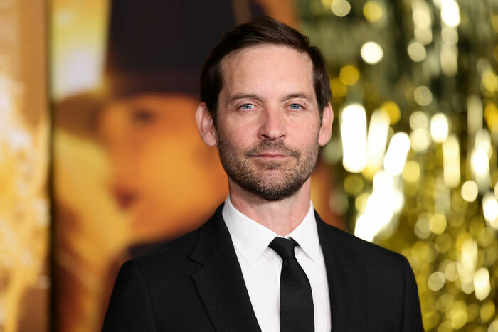 40 Celebrities That Could Afford Anything But Choose Not To Overspend
