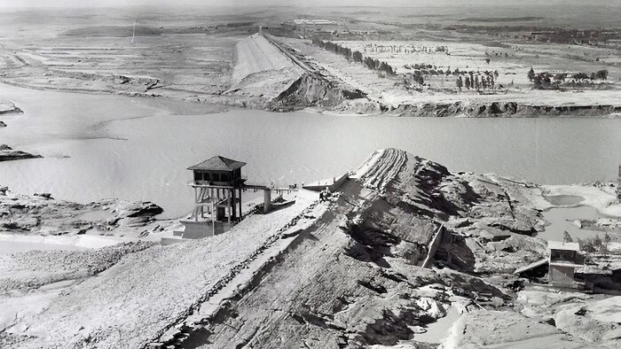 41 Natural Disasters In The Last CenturyThat Were Larger Than What People Could Cope With
