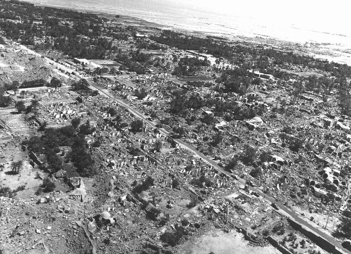 41 Natural Disasters In The Last CenturyThat Were Larger Than What People Could Cope With