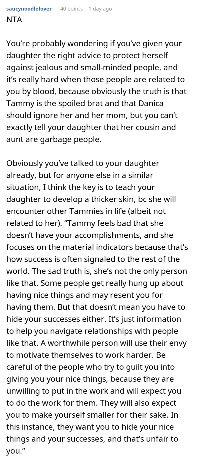 21YO Spends Her Hard-Earned Money On Family Vacation, Aunt Is Upset She’s Making Her Cousins Jealous