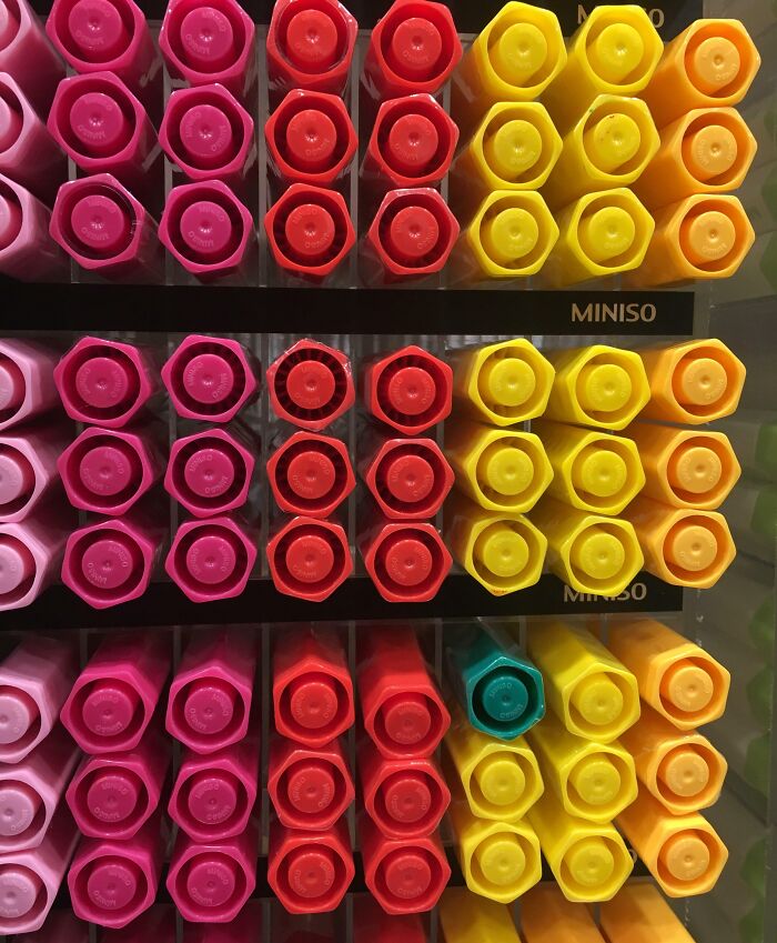 &#8220;Not For You If You Have OCD&#8221;: 93 Imperfect Things That Annoyed People Way Too Much