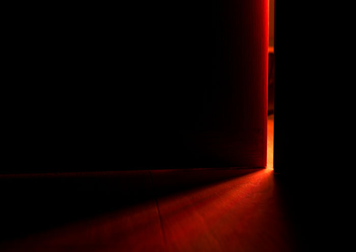 60 Times People Faced Unexplainable, Real-Life Horror Stories