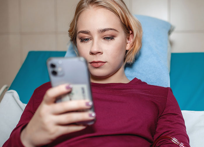 35 Times People Made Dramatic Deathbed Confessions And Didn&#8217;t Actually Die