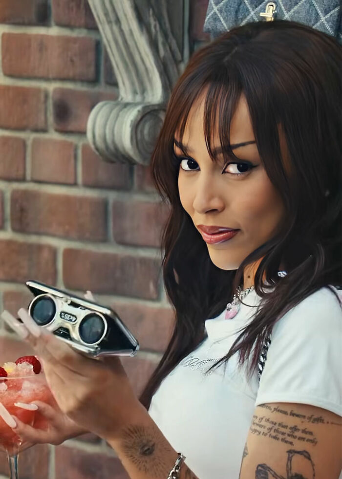 &#8220;My Jeans Are Blee&#8221;: Doja Cat Roasts Sydney Sweeney’s Ad As Critics Slam It for ‘Supremacy Propaganda’