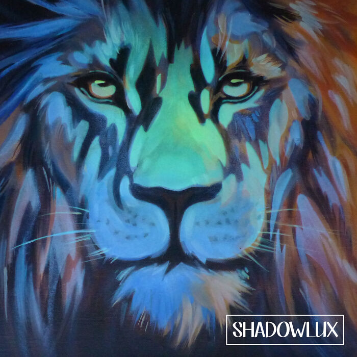 I Make Glow In The Dark Lion Paintings (7 Pics)
