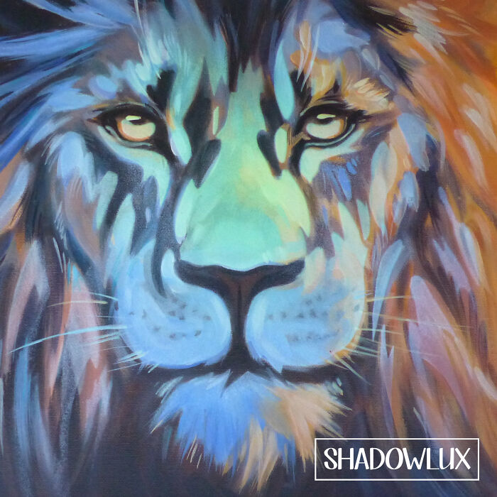 I Make Glow In The Dark Lion Paintings (7 Pics)