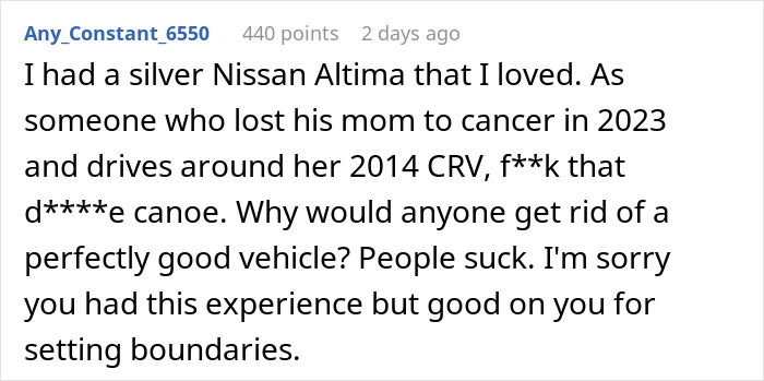 Woman’s Date Is A Walking Red Flag, She Ditches Him On The Side Of The Road