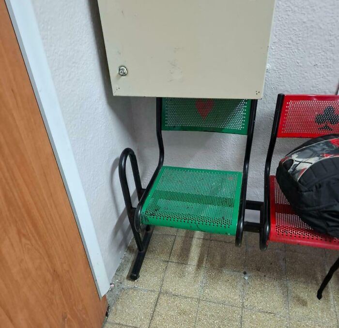 Schools From Hell: 79 Annoying Things School Students Are Still Dealing With In The Big 25