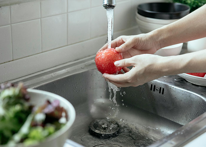 78 Bizarre Traditions That People Were Shocked To Find Out That Other Families Don’t Do