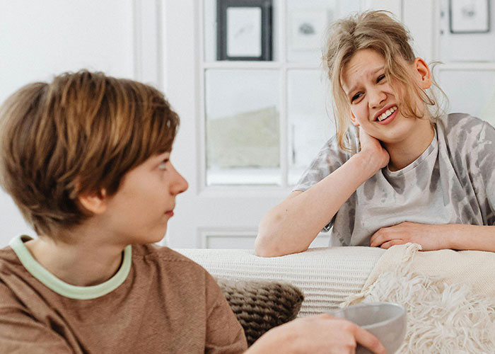 78 Bizarre Traditions That People Were Shocked To Find Out That Other Families Don’t Do