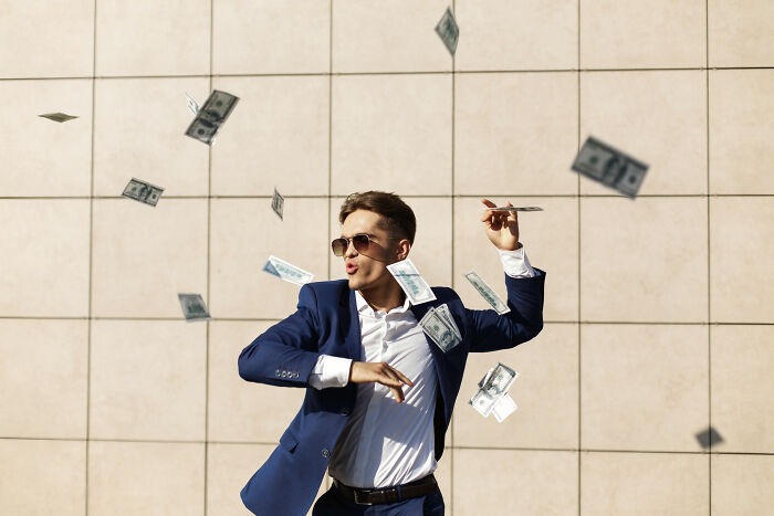 30 Trends That People Feel Are Leading To Overconsumption—And They Can&#8217;t Wait For It To End