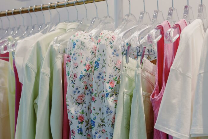 30 Trends That People Feel Are Leading To Overconsumption—And They Can&#8217;t Wait For It To End
