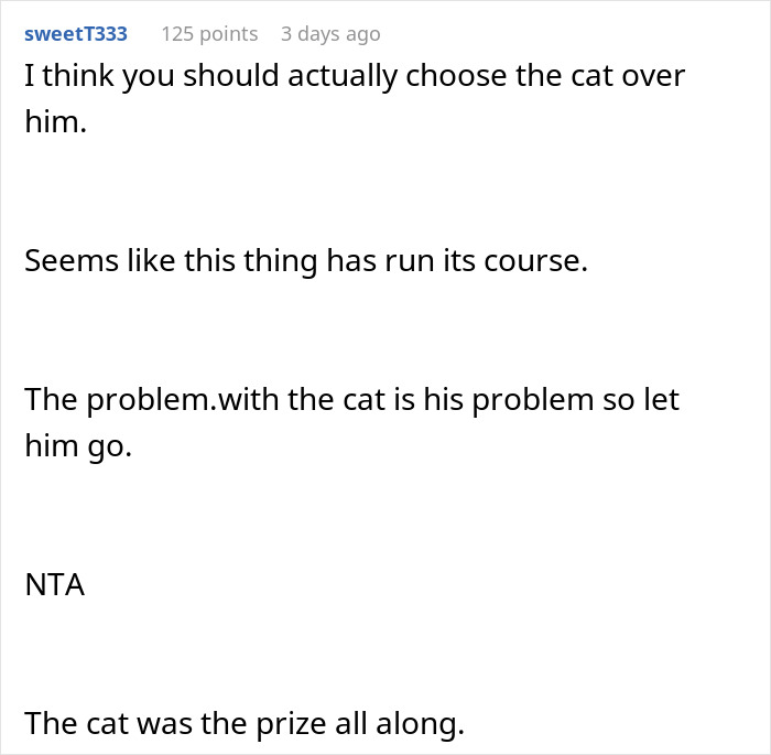Controlling BF Wants Woman To Get Rid Of Her Cat, She Bails On The Relationship Instead