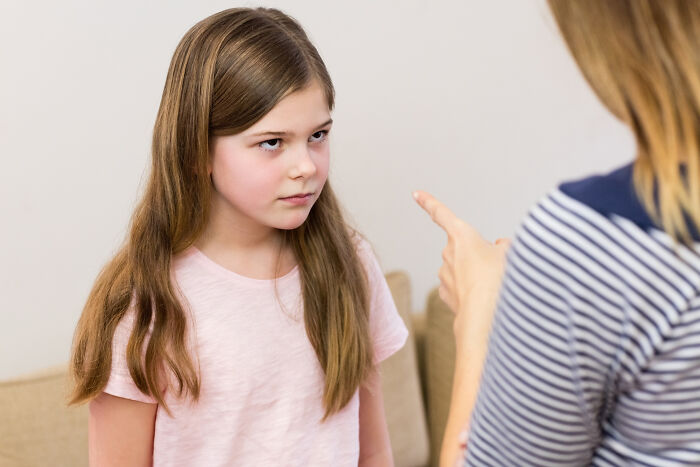 32 Pieces Of Advice Kids Were Given That They Only Later Realized Were Manipulation In Disguise